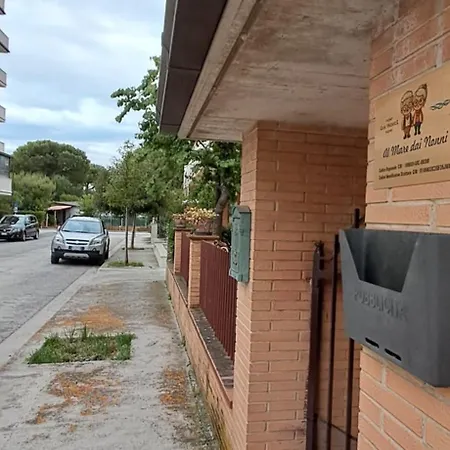 Casa Al Mare Dai Nonni منزل للإقامة بورتو سان جورجيو