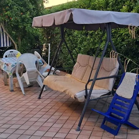 Casa Al Mare Dai Nonni منزل للإقامة بورتو سان جورجيو